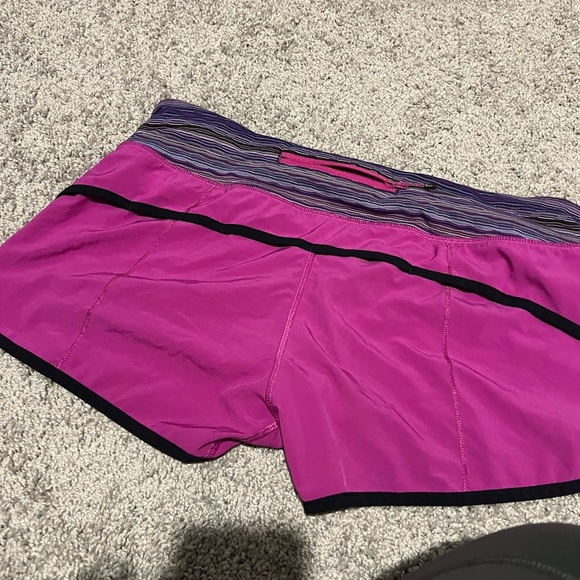 Lululemon speed up Women's Pink Athletic Shorts - Picture 9 of 10